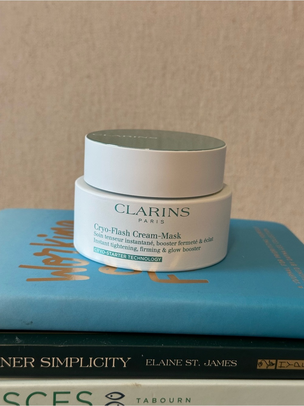 Clarins Cryo-Flash Cream-Mask - White & Silver Lid